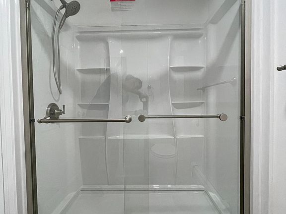 5th image of 442 Pacific Ave APT B