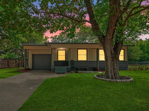 319 Arnold Ave, Arlington, TX 76010