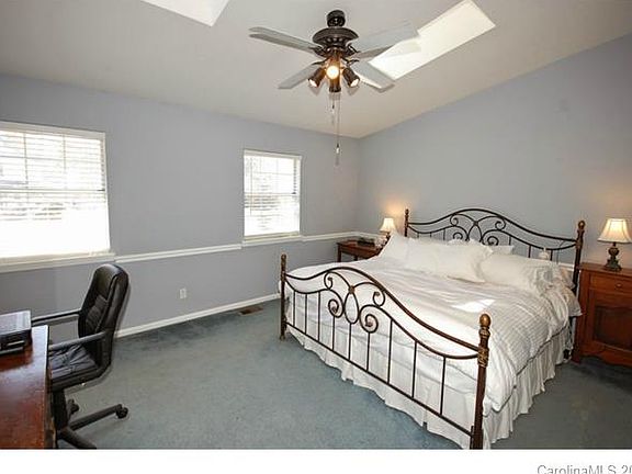 5th image of 8719 Mornington Dr