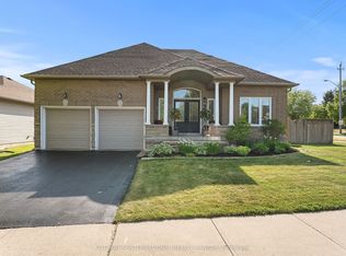 2 Rapley Blvd, Pt Hope, ON L1A4J7