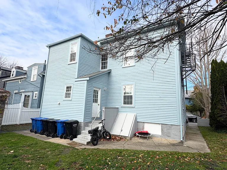 8 Bridge St #2 — Photo 17