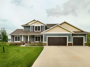 2370 Cobblestone Cv, Onalaska, WI 54650