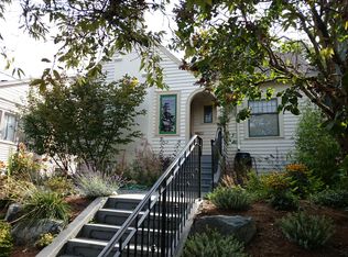 512 21st Ave E, Seattle, WA 98112