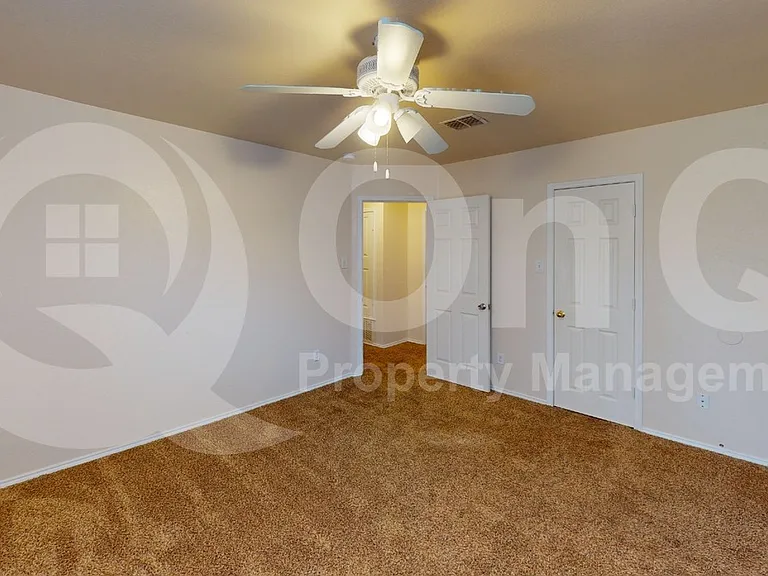 4009 Apple St — Photo 16