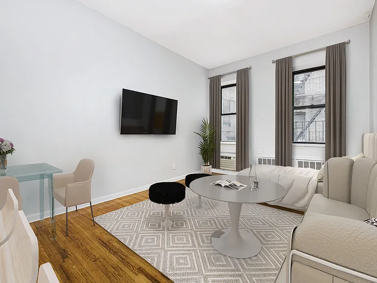 225 E 82nd St #1A — Photo 1