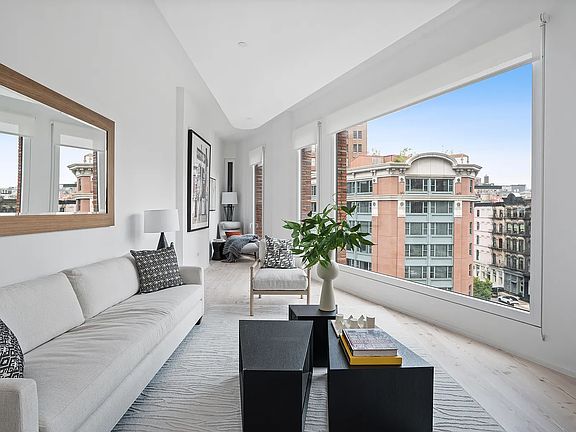 2nd image of 100 Franklin St #6N