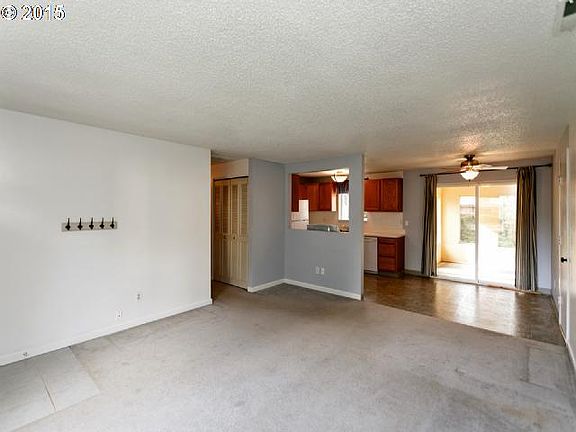 3rd image of 16885 SE Carmel Ct