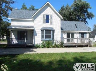 208 N Walker St, Capac, MI 48014