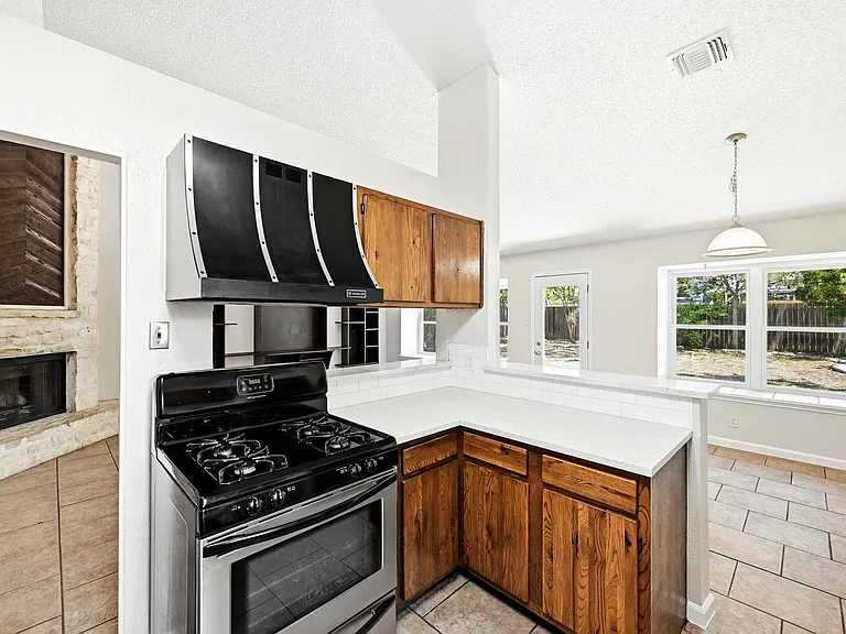 2702 Goldbridge Dr — Photo 11