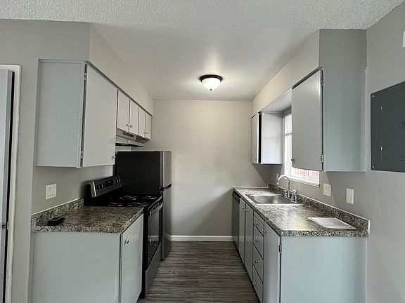 2nd image of 15007-15043 SE Powell Blvd #16