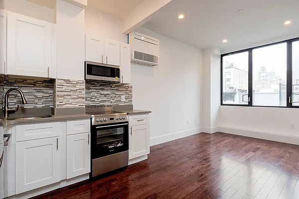 Rented by Compass | media 19