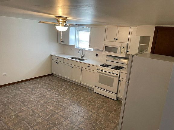 3rd image of 8507 W Winnemac Ave #G
