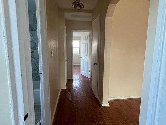 5th image of 2766 Tenbroeck Ave #2
