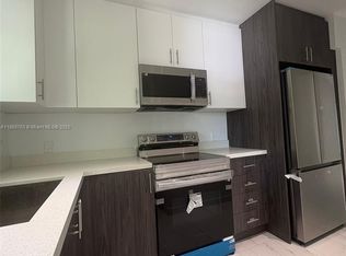 1155 102nd St #7, Miami Beach, FL 33154