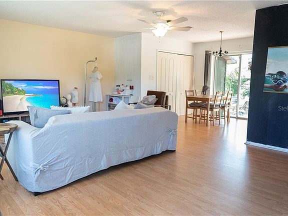 4th image of 905 Marlene Dr