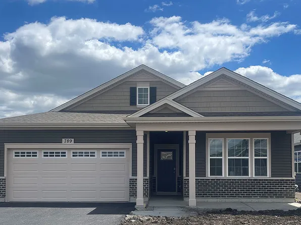789 Mesa Ln, Pingree Grove, IL 60140