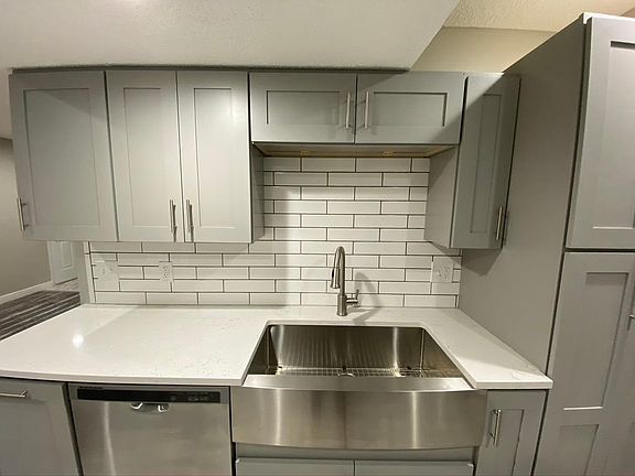 3rd image of 9057 W Swan Cir