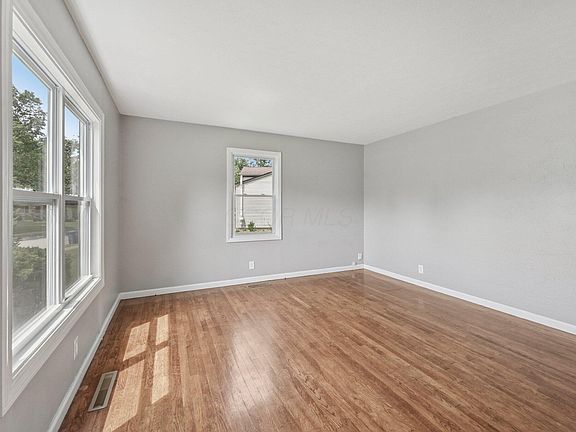 5th image of 286 Mohawk Ave