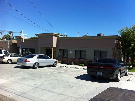 4th image of 1800 Oak St Ste C