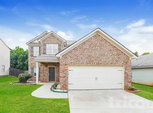11023 Station Dr, Hampton, GA 30228