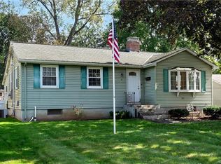 30 Clifford St, Newington, CT 06111