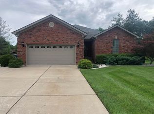 134 Jade Dr, Shepherdsville, KY 40165