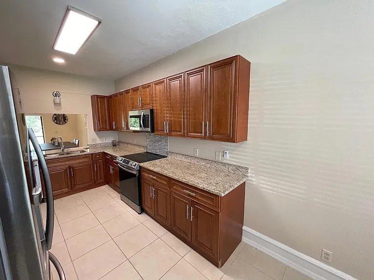 10295 Saint Patrick Ln — Photo 24