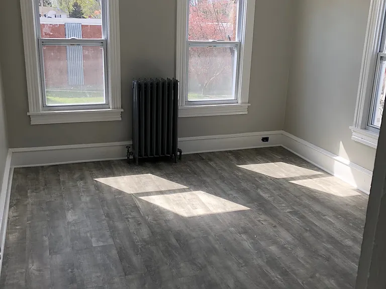33-35 S Main St #33 — Photo 15