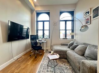 53 S 11th St #6A, Brooklyn, NY 11249