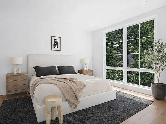4th image of 1019 Hancock St #2R