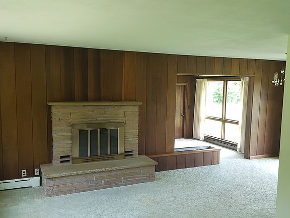 2nd image of 14100 W Glendale Dr