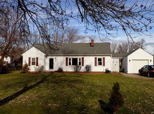 287 Frankhauser Rd, Williamsville, NY 14221