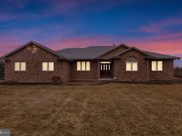 441 Birch Hill Rd, Shoemakersville, PA 19555