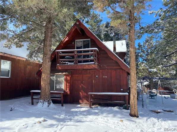 226 San Bernardino Ave, Sugarloaf, CA 92386