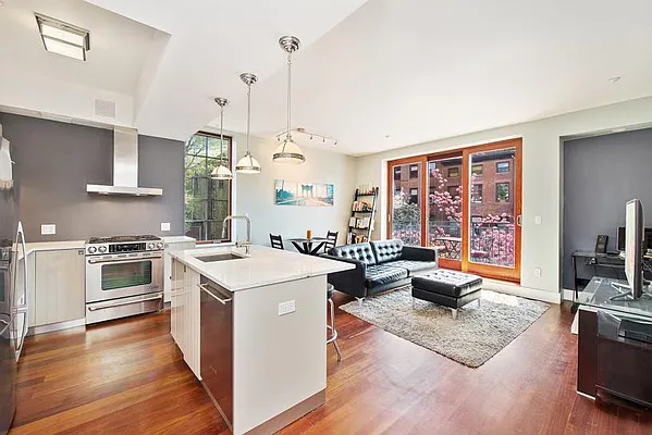 Sold by Keller Williams NYC | media 2