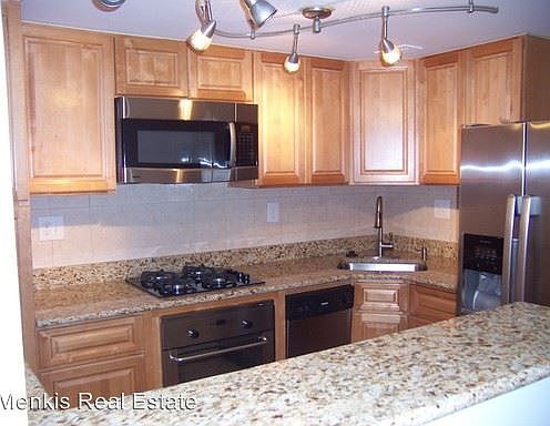 5th image of 3141 University Blvd W #C