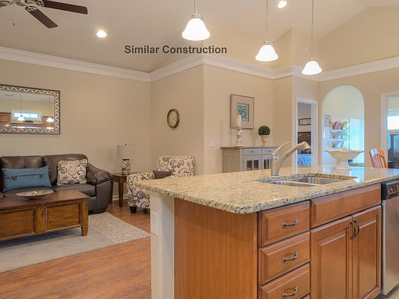 5th image of 75 Gavins Ct NW
