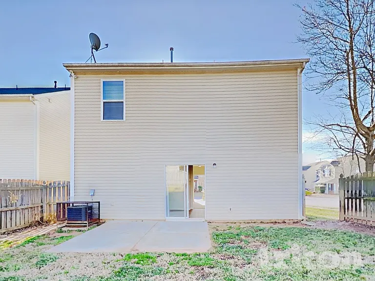 4628 Meadowfield Rd — Photo 16