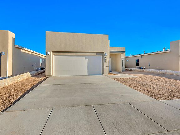 3rd image of 416 Deserts Dr