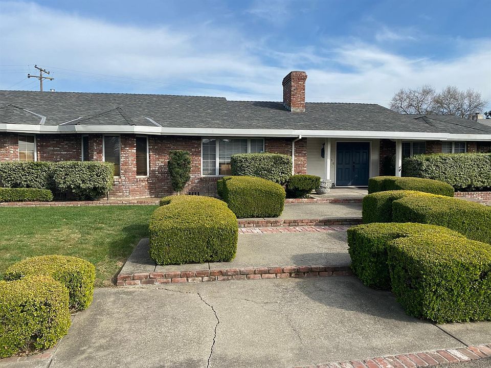 1st image of 8436 N Terrace Dr