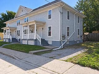 2nd image of 1001 Prospect STREET