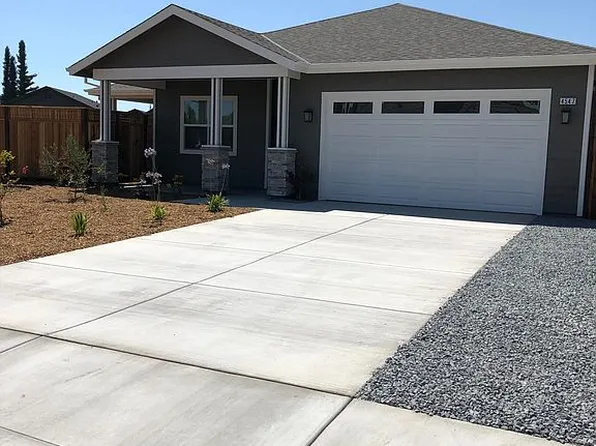 4547 Brighton Dr, Santa Rosa, CA 95403
