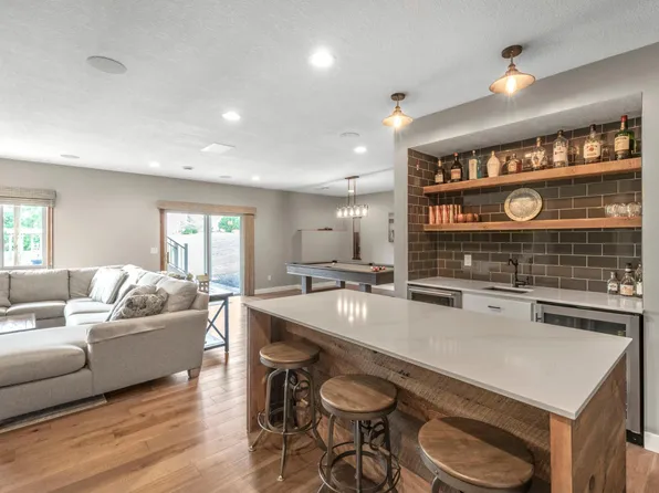 559 3rd St SW, Delano, MN 55328