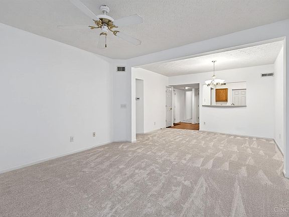 4th image of 200 Gateway Dr APT H