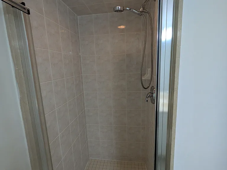 30 Harrison Garden Blvd #1906 — Photo 24