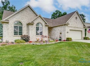 8136 Hidden Forest Dr, Holland, OH 43528