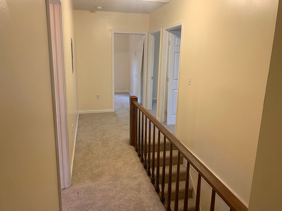 1st image of 3922 Riverside Dr