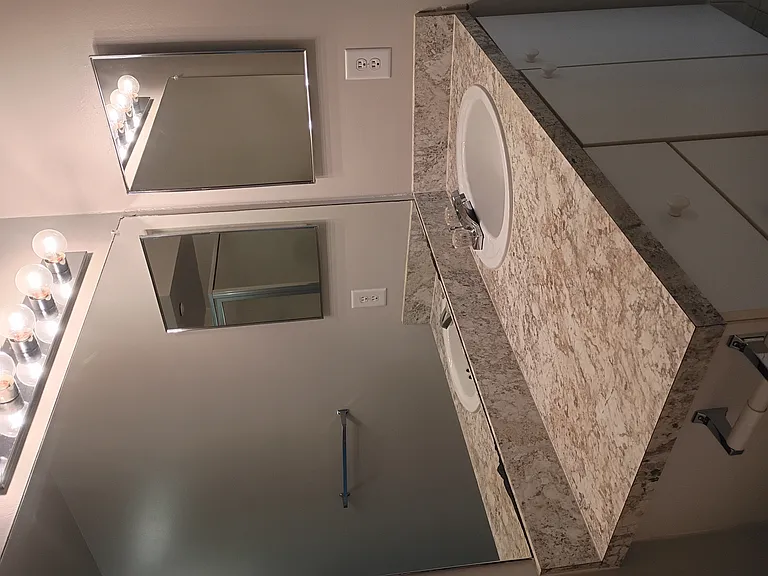 Prentiss Pointe Apartments — Photo 100