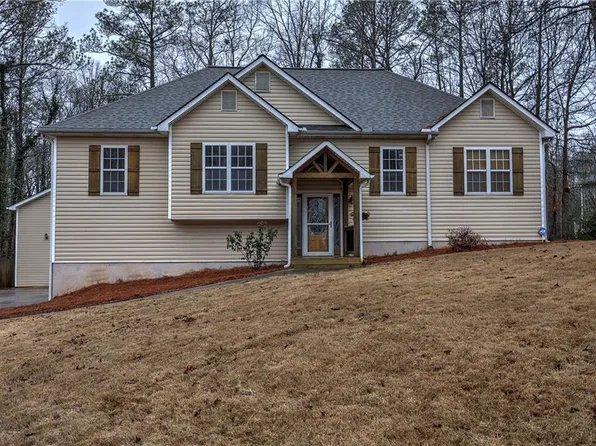 17 Mill Pointe Trl, Dallas, GA 30157