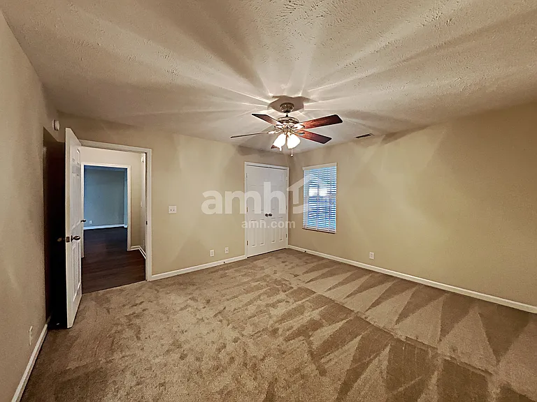 1727 Antebellum Dr — Photo 8